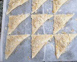 Foto del paso 4 de la receta: Triángulos de hojaldre y cabello de ángel