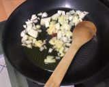 Une image de l'étape 6 de Poulet au citron et poivrons.