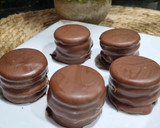 Foto del paso 4 de la receta: ALFAJORES OREO ❤️