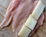 A picture of step 3 of Farmhouse Chicken Cordon Bleu.