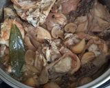 Foto del paso 5 de la receta: Pollo al ajillo en salsa! 😋