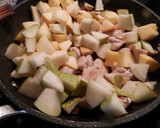 Foto del paso 3 de la receta: Solomillo de pavo con pera y manzana