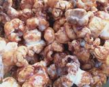 Foto langkah ke 3 dari resep Popcorn (butter caramel).