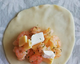 Foto del paso 2 de la receta: Empanadas fritas de queso camarón