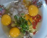 Foto langkah ke 2 dari resep Cumi tersumbat telur.