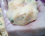 A picture of step 5 of Potato Kabab.