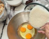 Foto langkah ke 2 dari resep Puding Roti Karamel.