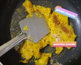A picture of step 7 of Stuffed potato idli.