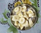બનાના શેક (Banana Shake recipe in Gujarati) રેસીપી સ્ટેપ1ફોટો