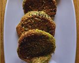 A picture of step 6 of Moong sprouts mini uttapam.