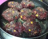 A picture of step 5 of Beetroot cutlets.