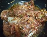 A picture of step 1 of Chicken with kasturi swaad.