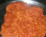 A picture of step 3 of Gajar ka halwa with mawa.