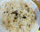 A picture of step 3 of Zeera baghar rice.