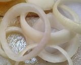 Foto langkah ke 1 dari resep Onion Ring Keriting.