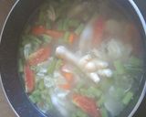Foto langkah ke 4 dari resep Sop ceker.