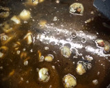 Foto del paso 5 de la receta: Arroz negro con salsa allioli