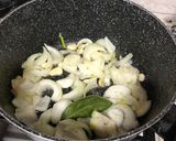 Foto del paso 2 de la receta Pechuga de pollo en salsa de cebolla