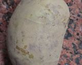 Foto del paso 1 de la receta: Frico friuliano 🥔 La tortilla italiana de papa sin huevo 🥔 Papa, cebolla, queso, AOVE y pimienta 🇮🇹