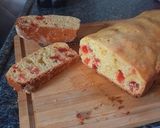 Foto del paso 4 de la receta: Pan de maíz con trocitos de membrillo 🍞