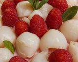 Une image de l'étape 13 de Tarte panna cotta au thé et framboises litchis.