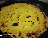 A picture of step 4 of Besan pua.