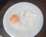 Foto del paso 5 de la receta Bocadillo de lomo adobado, salteado de pimiento y huevo frito