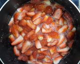A picture of step 2 of Chunky Strawberry Jam.