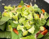Foto langkah ke 6 dari resep Capcay oriental.