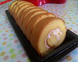 Foto langkah ke 8 dari resep Bolu Gulung Ekonomis super irit enak dan lembut.