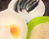 Hình bước làm 1 của món Cá mồi chiên xù