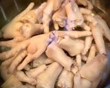 Hình bước làm 2 của món Chân Gà Hầm Rau Củ