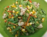 Foto langkah ke 5 dari resep Tumis Buncis Jagung Pipil.