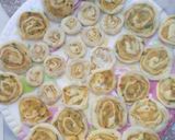 A picture of step 3 of Pinwheel samosa.