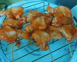 รูปขั้นตอนการทำที่ 3 ของ ไก่อบซอสศรีราชา คีโต
