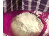 Foto del paso 2 de la receta: Pancitos de salame.!