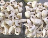 A picture of step 2 of Stewed Mushrooms with Ham.