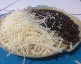 Foto langkah ke 5 dari resep Martabak Manis Teflon Coklat Keju ala ala Anak Rantau.