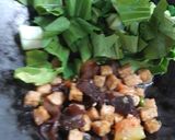 Foto langkah ke 3 dari resep Tumis pokchoy, tempe, jamur kuping.