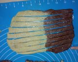 Foto langkah ke 4 dari resep Kue Tambang a.k.a Untir Untir.