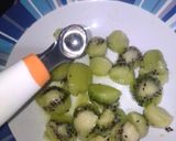 Foto del paso 1 de la receta: Bombones helados de kiwi y yogurt