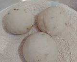 A picture of step 4 of Crispy wheel bites.
