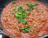 Foto del paso 7 de la receta: Macarrones con salsa de sardinas en salazón, aceitunas negras y alcaparras