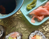 Foto del paso 13 de la receta: Sushi de salmón y verduritas (kaisen maki)