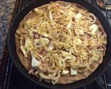 Foto del paso 3 de la receta: Pizza saludable hecha con masa de harina integral