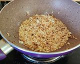 A picture of step 6 of Dal Palak.