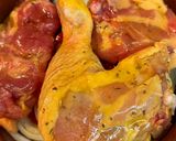 Foto del paso 3 de la receta Pollo en cama de cebolla y pimiento de piquillo en Airfryer
