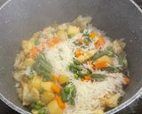 A picture of step 5 of Navratan Pulav.