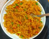 વેજી મેગી રાઈસ (Veggie Maggi Rice Recipe In Gujarati) રેસીપી સ્ટેપ3ફોટો