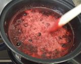 Foto del paso 3 de la receta Salsa de frutos rojos para carne